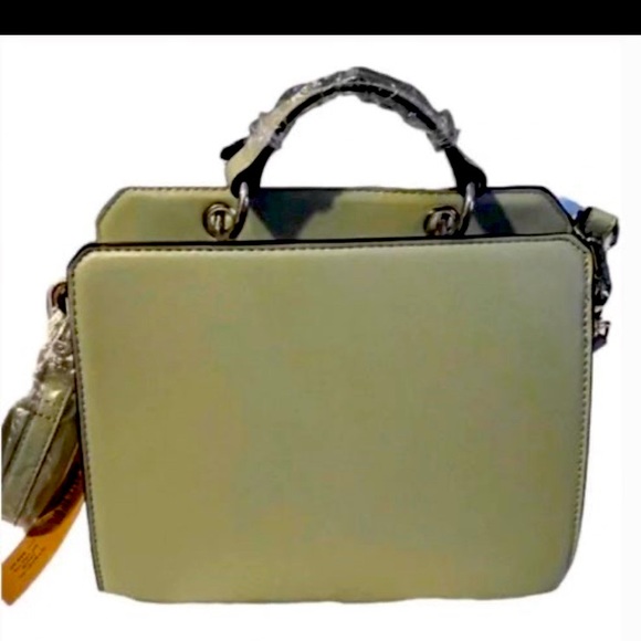 Steve Madden Sage Bevelyn Crossbody Purse W Pouch BRAND NEW, with tags - Picture 3 of 3